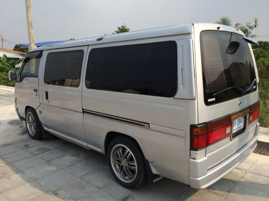 ขายเออแวนแต่งตัวนอก VIPทั้งคัน ขายเออแวนแต่งตัวนอก VIPทั้งคัน