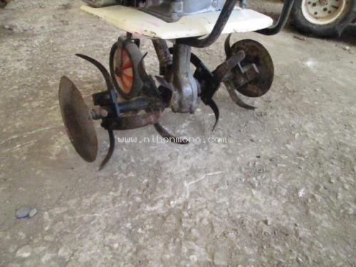 เครื่องพรวนดิน    HONDA   F200    รหัสสินค้า : 14002042  หรือเพิ่มเติมไดที่ www.nihonmono.com