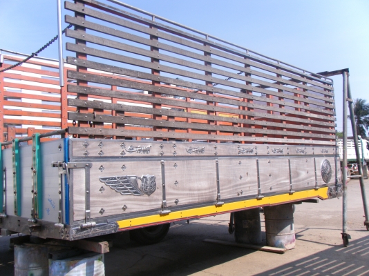 ขายกระบะไม้ยาว 6.30 เมตร เดิมอยู่บนไฮเทคสวยพร้อมชุดแต่งเลส ขาย130,000 บาท