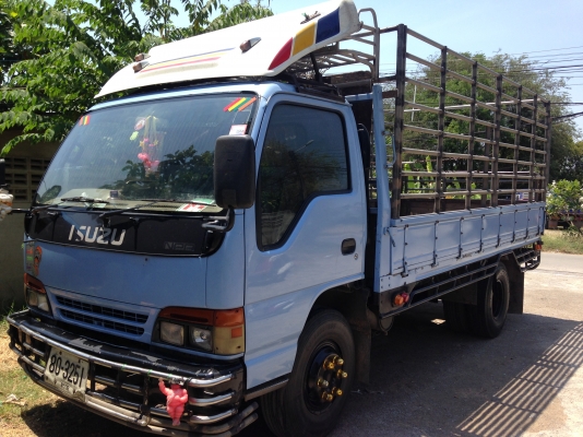 ขายNPR66Lเครื่อง120เกียร์เดิมช่วงล่างเดิมรถสภาพสวยเดิมมากยางเรเดียลใหม่6เส้น เครื่อง4HF1 120