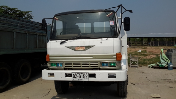 ขายรถหกล้อใหญ่ราคาถูก