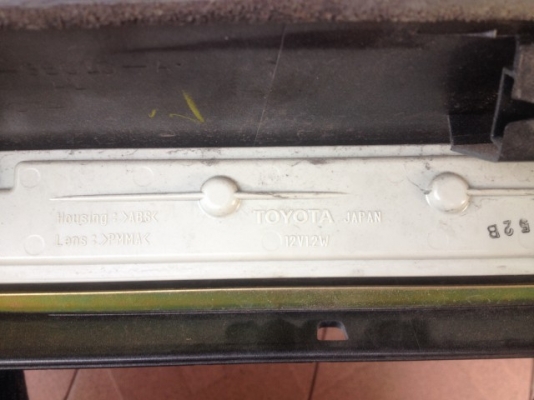 สปอยเลอร์หลัง TOYOTA WIHS ของเก่าญี่ีปุ่นสภาพสวย