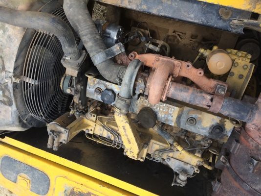 ขาย แบคโฮ 200 รุ่น 6 สภาพสวย พร้อมใช้