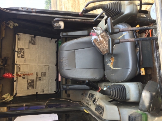 ขาย แบคโฮ 200 รุ่น 6 สภาพสวย พร้อมใช้