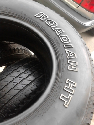 225/70R15 ROADSTONE ROADIAN HT ชุด 4 เส้น tel.081-427-3941