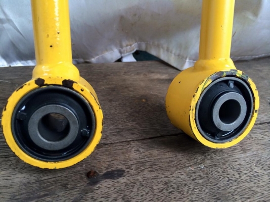 โช้ค bilstein เหลือง คู่หน้า ใส่ vigo / fortuner สภาพใหม่ โช้ค bilstein เหลือง คู่หน้า ใส่ vigo / fortuner สภาพใหม่