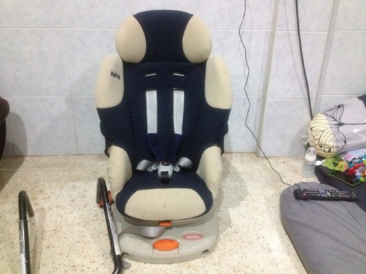 คาร์ซีท APRICA ญี่ปุ่นเเท้ปรับนอนได้หมุนได้สภาพสวย