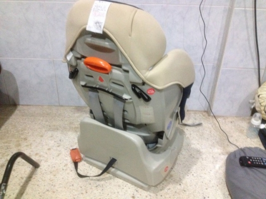 คาร์ซีท APRICA ญี่ปุ่นเเท้ปรับนอนได้หมุนได้สภาพสวย