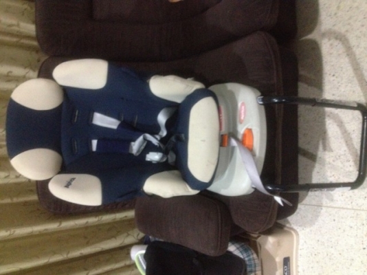 คาร์ซีท APRICA ญี่ปุ่นเเท้ปรับนอนได้หมุนได้สภาพสวย