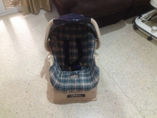 กรเช้าเด็ก GRACO USA ถอดออกเเปลงเป็นเปลโยกได้ของเก่าญี่ปุ่นสภาพพร้อมใช้