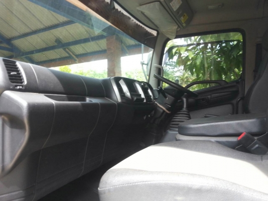 รถฮีโน่ 6 ล้อดั้ม 220 แรงม้า. ปี 57  ( รถวิ่ง 4x,xxx กว่า กม. )  สนใจติดต่อ  081 - 6079515