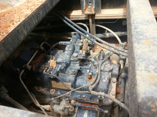 รถฮีโน่ 6 ล้อดั้ม 220 แรงม้า. ปี 57  ( รถวิ่ง 4x,xxx กว่า กม. )  สนใจติดต่อ  081 - 6079515