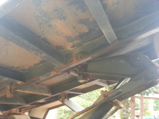 รถฮีโน่ 6 ล้อดั้ม 220 แรงม้า. ปี 57  ( รถวิ่ง 4x,xxx กว่า กม. )  สนใจติดต่อ  081 - 6079515