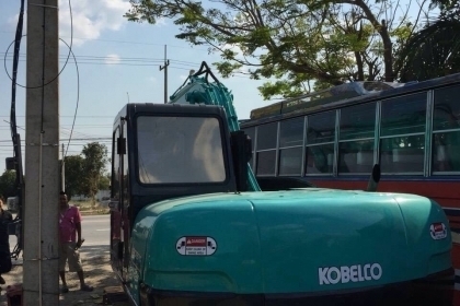 KOBELCO SK120 MACK5 SUPPER เก๋งมาคทรี รถนอก พร้อมใช้ KOBELCO SK120 MACK5 SUPPER เก๋งมาคทรี รถนอก พร้อมใช้