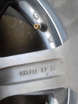 ขอบ 16  R-Z แม๊กขอบ 16 ( 16x7 JJ.) ชุด 4 วง  tel.081-427-3941