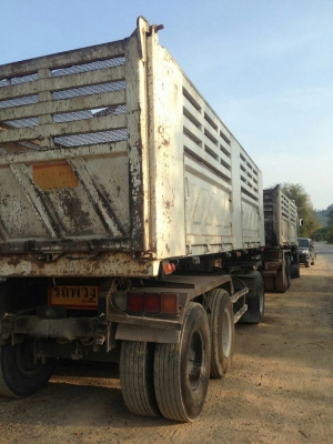 รถอีซูซุ 10 ล้อดั้ม FXZ 360 แรงม้า ปี 55. ( รถวิ่ง 2xx,xxx กม. )    สนใจติดต่อ  081 - 6079515