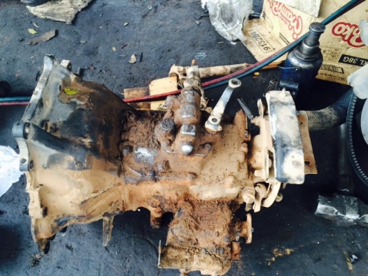 ขายเครื่องมิตรซูแคนเตอร์ พร้อมเกียร์