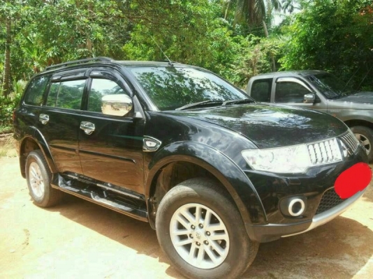Mitsubishi Pajero  ปี12    เครื่อง2.5  ออโต้โฟ