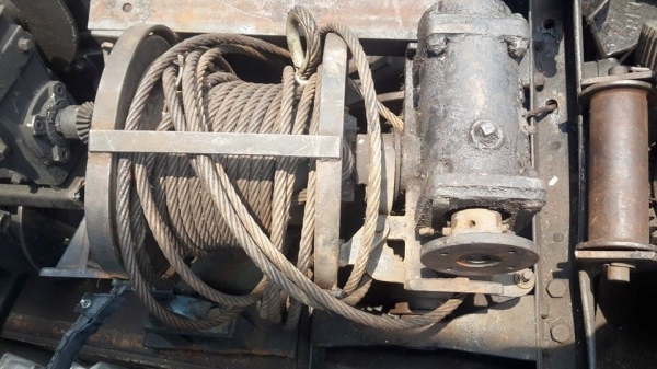 วินช์เพลา-ไฮดรอลิค