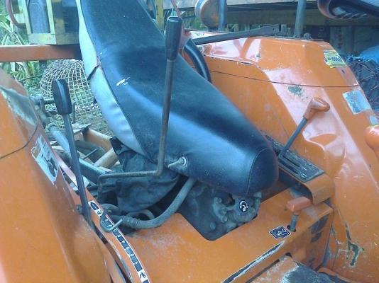 **178,000 บ.ต่อรอง/// รถไถ2เพลาKUBOTA-34แรง** ขาย KUBOTA 4WD-34แรง รถไถ2เพลา ส้มๆ KUBOTA L3408DT 4WD 34แรง2เพลา ปี50 เครื่องเดิม เกียร์เดิม เครื่องยนต์ดีเซล3สูบ 34แรง เครื่องดี แน่นดี แรง ปั้มดี แน่น เกียร์ดี เข้าง่าย ไม่มีหลุดครับ ช่วงล่างดี แน่น ท้ายด **178,000 บ.ต่อรอง/// รถไถ2เพลาKUBOTA-34แรง** ขาย KUBOTA 4WD-34แรง รถไถ2เพลา ส้มๆ KUBOTA L3408DT 4WD 34แรง2เพลา ปี50 เครื่องเดิม เกียร์เดิม เครื่องยนต์ดีเซล3สูบ 34แรง เครื่องดี แน่นดี แรง ปั้มดี แน่น เกียร์ดี เข้าง่าย ไม่มีหลุดครับ ช่วงล่างดี แน่น ท้ายด