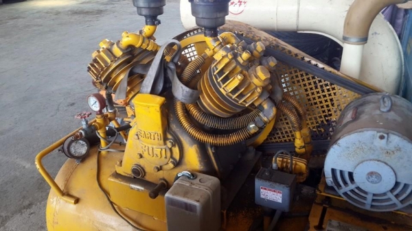 ปั๊มลมญี่ปุ่นครับ