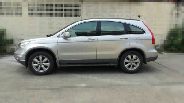 Honda CRV ปี11   เครื่อง2.0  ออโต้โฟ4*4  ฟลูไทม์  แก๊สLPGถังโดนัท
