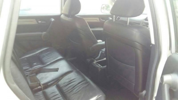 Honda CRV ปี11   เครื่อง2.0  ออโต้โฟ4*4  ฟลูไทม์  แก๊สLPGถังโดนัท
