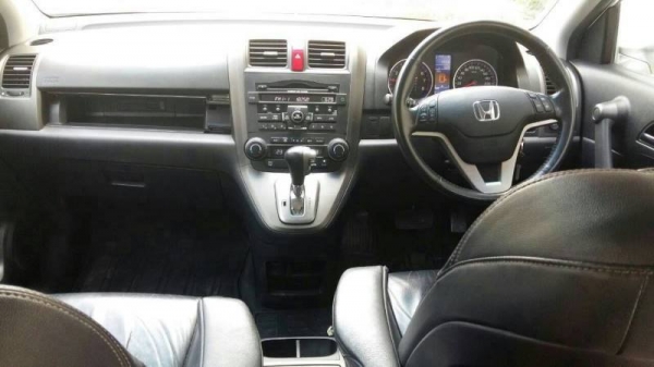Honda CRV ปี11   เครื่อง2.0  ออโต้โฟ4*4  ฟลูไทม์  แก๊สLPGถังโดนัท