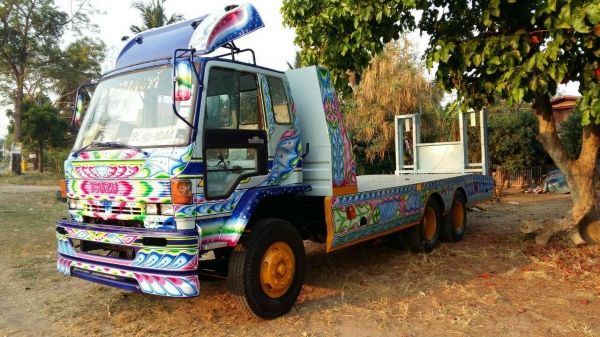 ขายด่วนรถสิบล้อจับโบ้200รถลากรถเกี่ยว2เพลาว่างหัวร็อกลงเล่ม