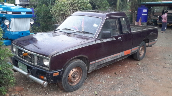 ขายรถกะบะKB2500แคป พร้อมใช้ ตามอายุ