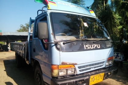 ***ขายแล้วครับขอบคุณ Truck2hand ขาย ISUZU NPR-120 6ล้อบรรทุก ขนาด5.0ม.รถห้างแท้ ISUZU NPR66PX5T 4HF1-120แรง ฝาขาว เกียร์สั้น ห้างแท้ ปี39 เครื่องเดิม เกียร์เดิม เครื่องดี แน่นดี แรง ไม่เยิ้ม เกียร์สั้นเข้าง่ายไม่หลุด ครับ ช่วงล่างเดิม ***ขายแล้วครับขอบคุณ Truck2hand ขาย ISUZU NPR-120 6ล้อบรรทุก ขนาด5.0ม.รถห้างแท้ ISUZU NPR66PX5T 4HF1-120แรง ฝาขาว เกียร์สั้น ห้างแท้ ปี39 เครื่องเดิม เกียร์เดิม เครื่องดี แน่นดี แรง ไม่เยิ้ม เกียร์สั้นเข้าง่ายไม่หลุด ครับ ช่วงล่างเดิม