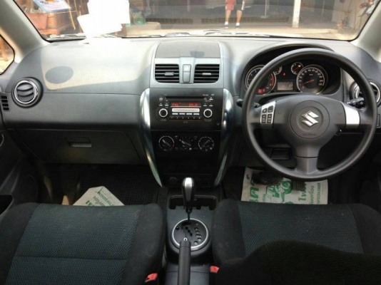 Suzuki SX4 ปี11 ออโต้ Suzuki SX4 ปี11 ออโต้