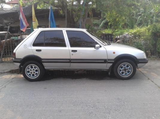 เปอร์โย 205 คิ้วใหญ่ รถสวยพร้อมใช้ ต่อรองได้ เปอร์โย 205 คิ้วใหญ่ รถสวยพร้อมใช้ ต่อรองได้