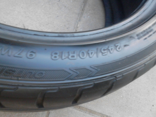 245/40R18  BONAZA F107  มี  1 เส้น tel.081-427-3941