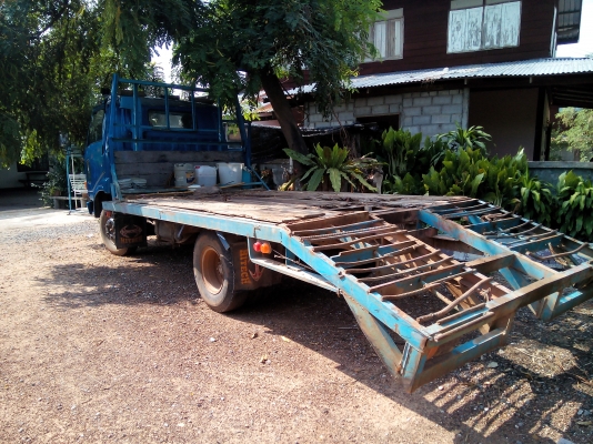 ขายหกล้อ  HI NO KM500 เครื่อง DQ100 รถสภาพพร้อมใช้งาน เครื่องแน่นไม่หลวม เกียร์ดี  ยางพร้อมใช้งาน เอกสารพร้อมโอน