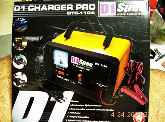 เครื่องชาร์จไฟแบตเตอรี่รถยนต์อัตโนมัติ BTC  d1charger pro  ราคาถูก ประหยัด มีติดบ้าน ติดรถไว้อุ่นใจ