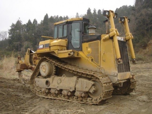 CAT D9R #7TL***** ปี1998 หากรอของได้ 30-45 วัน ติดต่อมาได้เลยครับ CAT D9R #7TL***** ปี1998 หากรอของได้ 30-45 วัน ติดต่อมาได้เลยครับ