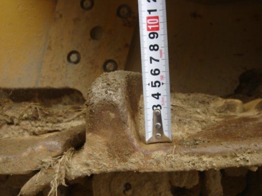 CAT D9R #7TL***** ปี1998 หากรอของได้ 30-45 วัน ติดต่อมาได้เลยครับ CAT D9R #7TL***** ปี1998 หากรอของได้ 30-45 วัน ติดต่อมาได้เลยครับ