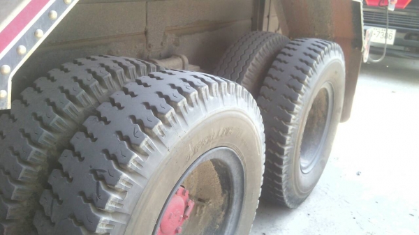 ขายด่วนรถสิบล้อดั้มเกษตรHINOMAGAเครือง260แรงม้าปี47