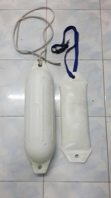 ลูกตะเพรากันกระแทกเรือ