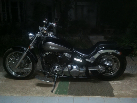 ขาย yamaha drag star 400 custom ทะเบียนพร้อมโอน ขาย yamaha drag star 400 custom ทะเบียนพร้อมโอน