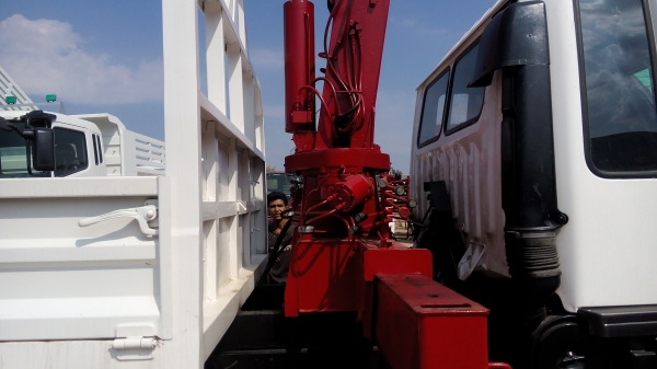 ถูกๆแล้วกันค่ะ อยากขาย HINO เครน 5 ตัน เครื่อง 195 ยาง 900 ขอบ 20 กระบะยาว 6.30 เมตร สวยๆพร้อมใช้ทะเบียนพร้อม สนใจ โทรเลยค่ะ