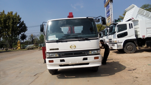 ถูกๆแล้วกันค่ะ อยากขาย HINO เครน 5 ตัน เครื่อง 195 ยาง 900 ขอบ 20 กระบะยาว 6.30 เมตร สวยๆพร้อมใช้ทะเบียนพร้อม สนใจ โทรเลยค่ะ