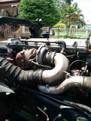 ขายเมก้าปี48เครื่อง260..2 เพลายางเต็มต่อกระบะรากรถเกี่ยวใหม่ราคา1480000