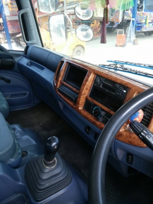 ขายเมก้าปี48เครื่อง260..2 เพลายางเต็มต่อกระบะรากรถเกี่ยวใหม่ราคา1480000