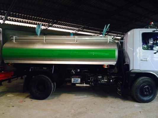 ขายด่วน รถบรรทุกน้ำ 6 ล้อ