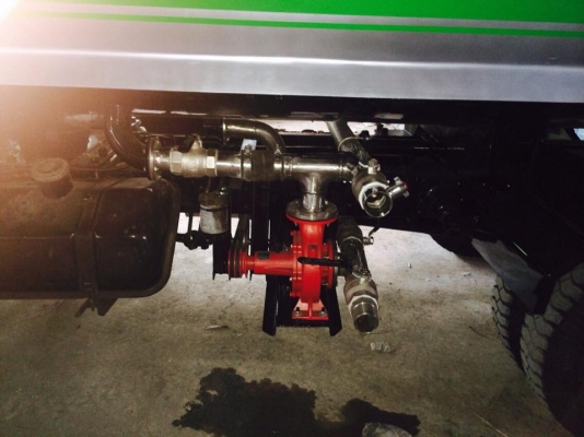 ขายด่วน รถบรรทุกน้ำ 6 ล้อ