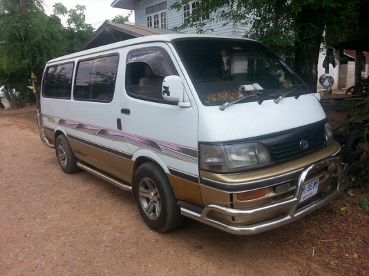 ขายรถตู้ปี36 เครื่อง2.5ดีเซล สภาพพร้อมใช้งาน เอกสารพร้อมโอน สนใจโทร 090-8588220คุณนะ 093-3258446คุณบิว ID:narong498 หรือ www.truck.in.th/498 หรือเพจFacebook ณรงค์ ซื้อขายรถมือสอง (เว็บไซต์ส่วนตัว)