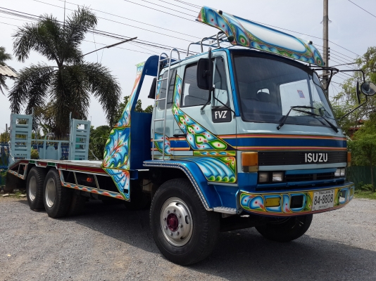 ขายรถเทรลเลอร์บรรทุกรถเกี่ยวข้าว 10 ล้อ ISUZU ROCKY เครื่อง 6BG1 = 175 แรงม้า ประหยัดน้ำมัน รถ 2 เพลา สภาพสวย