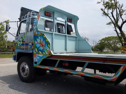 ขายรถเทรลเลอร์บรรทุกรถเกี่ยวข้าว 10 ล้อ ISUZU ROCKY เครื่อง 6BG1 = 175 แรงม้า ประหยัดน้ำมัน รถ 2 เพลา สภาพสวย